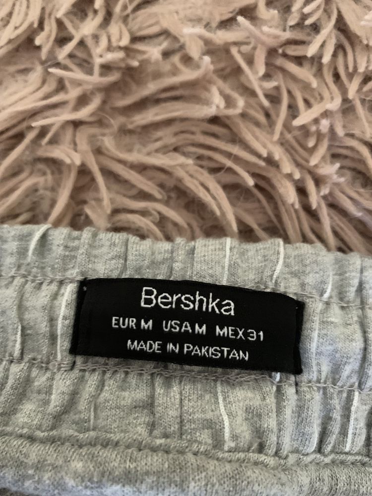 Чоловічі штани Bershka