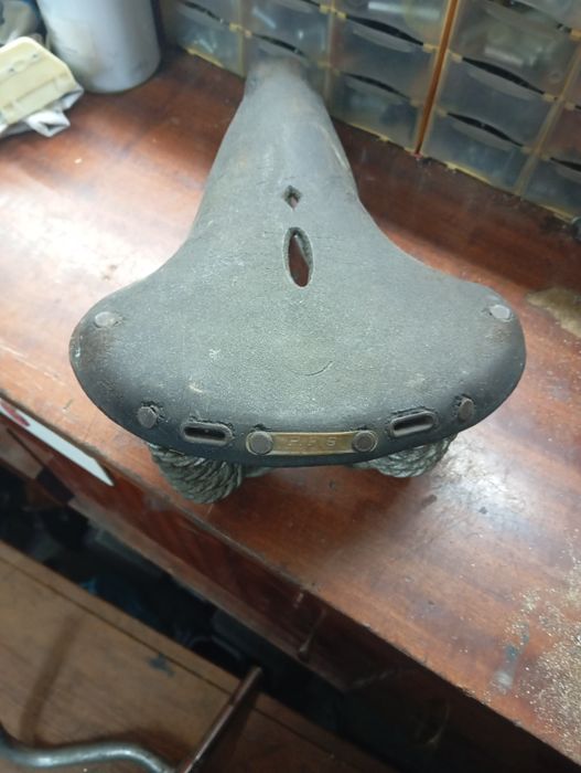 Assento e guiador pasteleira