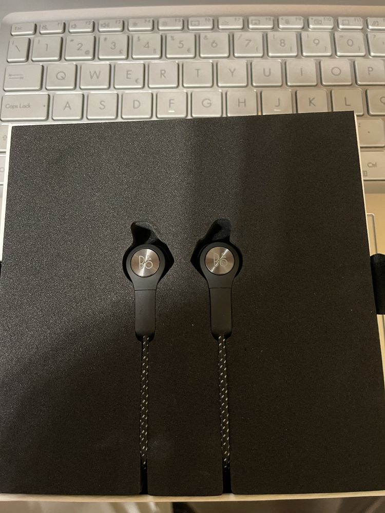 Wireless Earphones E6 B&O Black