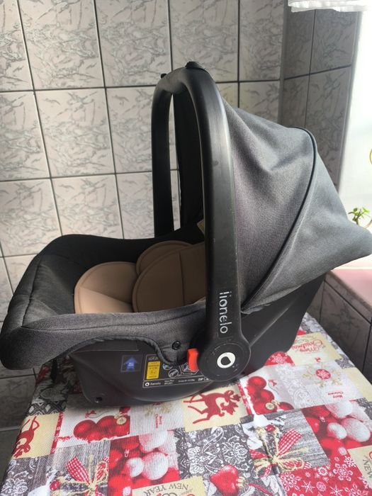 Дитяче Автокрісло