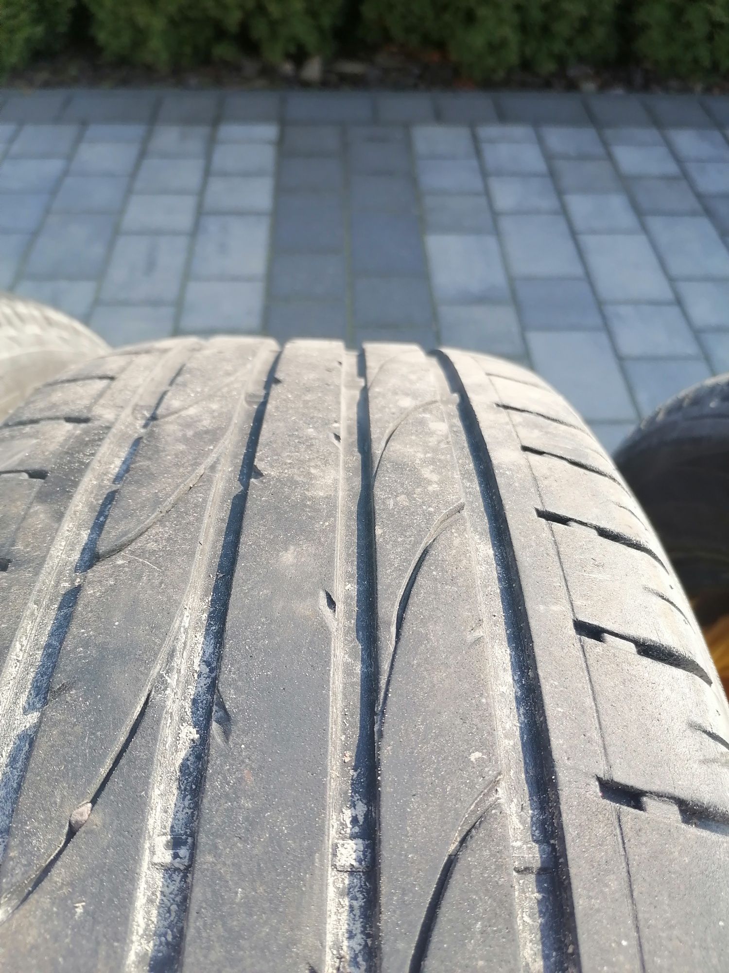 Sprzedam opony Bridgestone Dueler 235/55/17