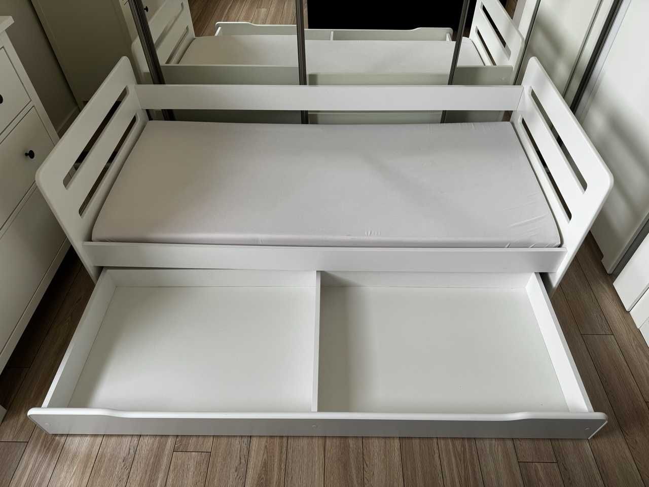 Łóżko dziecięce z materacem Candy 2X 180x80 - białe