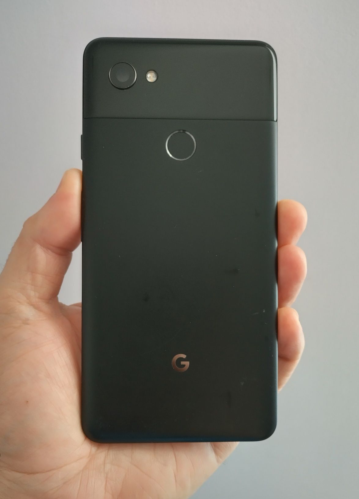 Pixel 2XL на запчастини