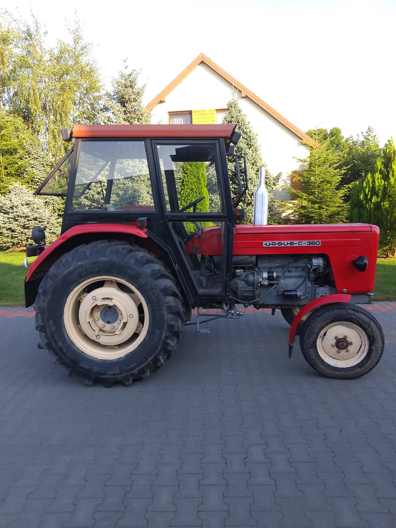 Sprzedam ursus c 360
