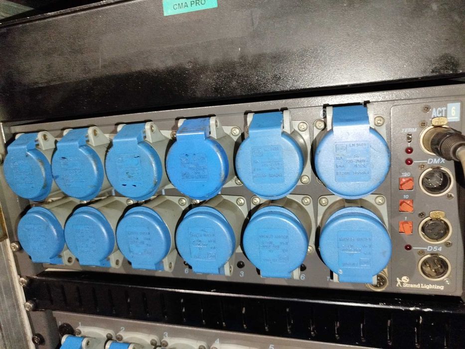 Dimmers strand act 6