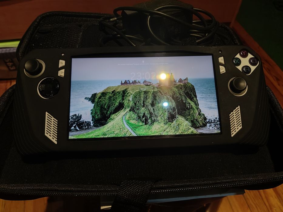 Konsola ASUS ROG Ally 7” FHD IPS, AMD Ryzen Z1, Windows 11