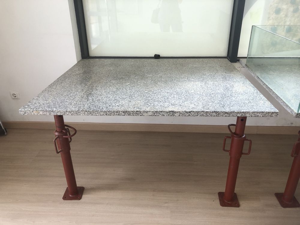 Bancadas de serviço em marmore