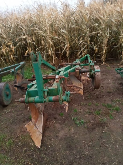 Pług 4- skibowy (3+1)