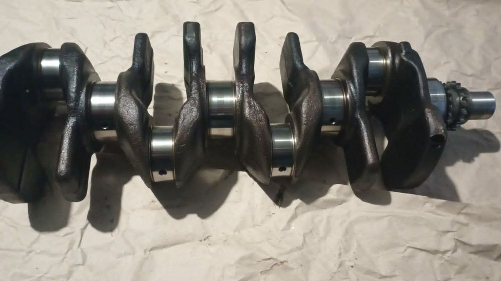 Колінвал Тайота Авенсист25 1az-fse 2.0 бензин +Подарунок ш