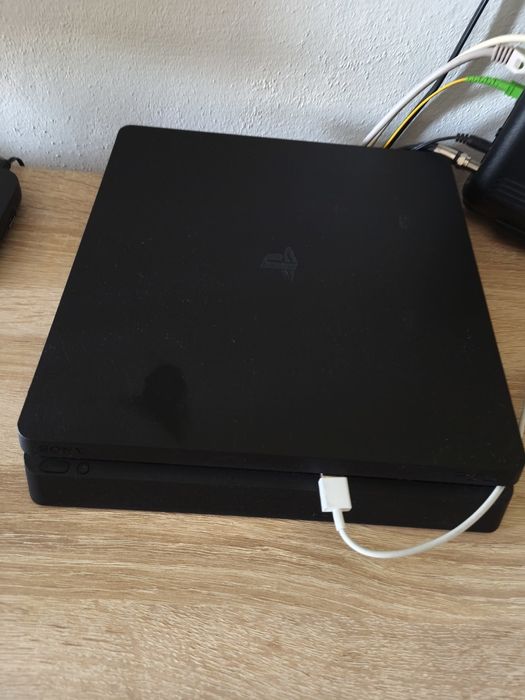 PlayStation 4 impecável 500G