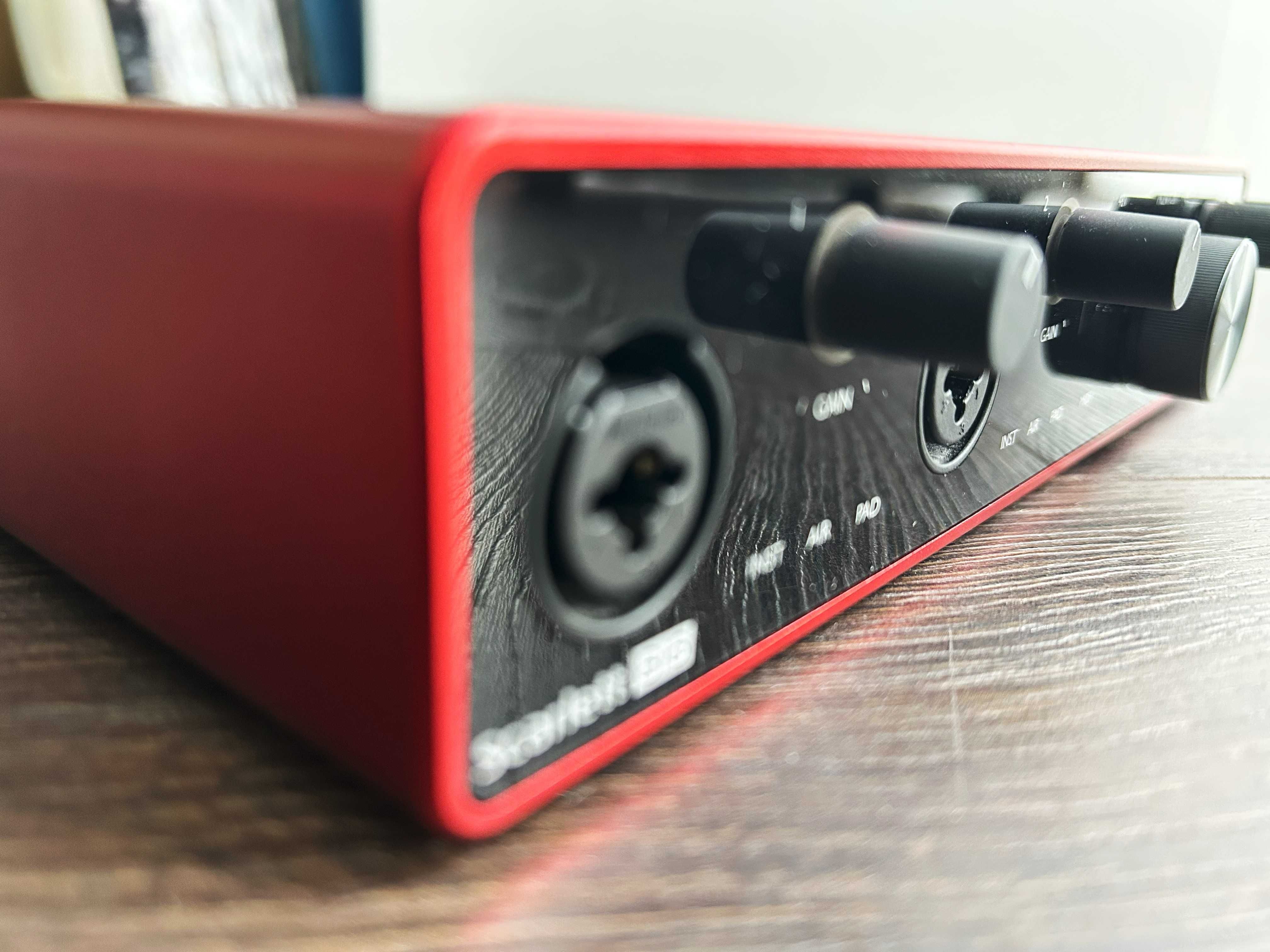 Interfejs audio Focusrite Scarlett 8i6 3rd Gen