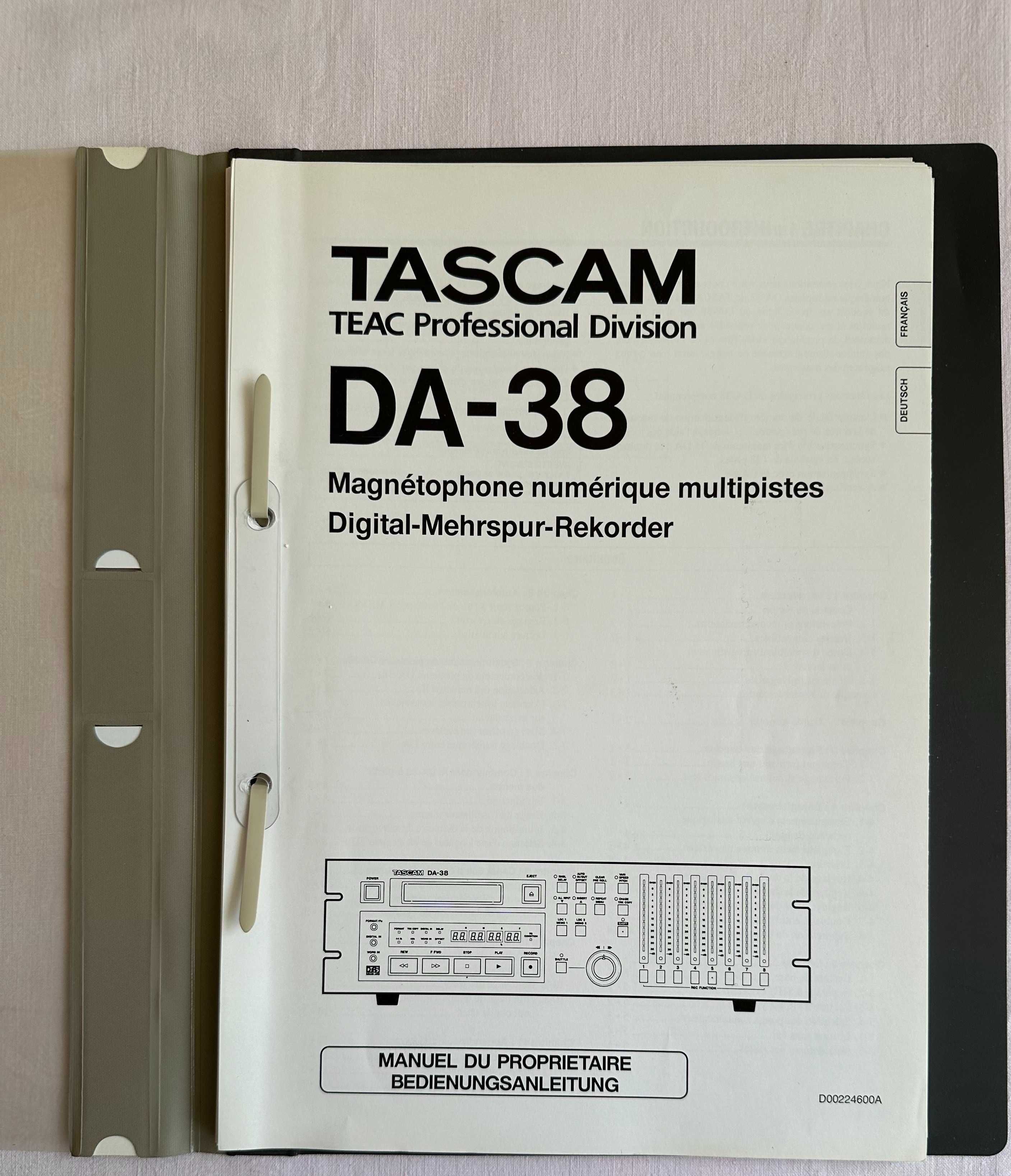 TASCAM DA-38   Teac Professional Division