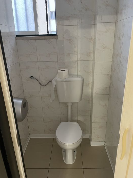 Loja para arrendamento no Carregado