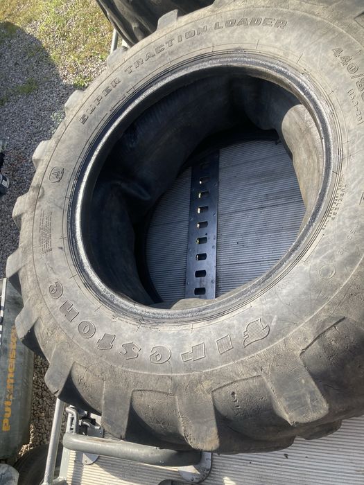 Opony 440/80/28 koparko ładowarka