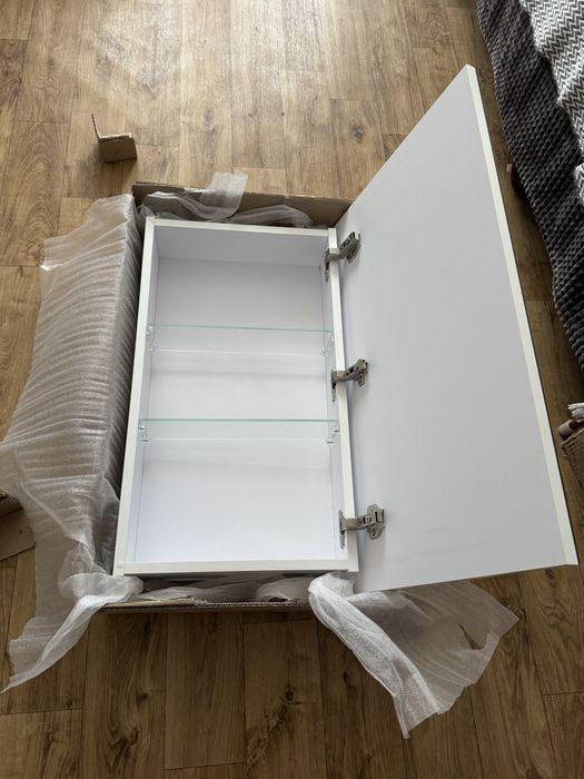 Навісний шафа-поличка-дзеркало у ванну 41*70