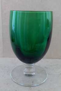 Copo de cor verde garrafa muito antigo - Impecável