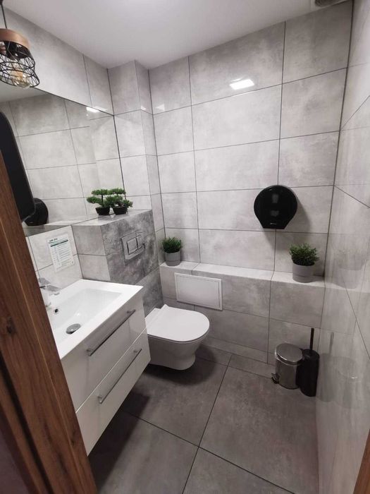 SPRZEDAM lokal usługowy z NAJEMCĄ