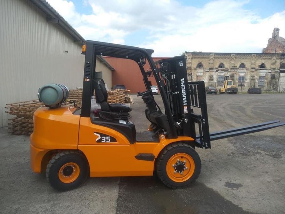 Навантажувач  погрузчик дизельні газ бензин електро Hangcha Hyundai