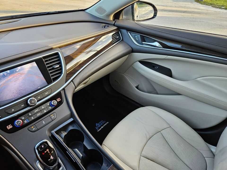 2017 Buick Lacrosse