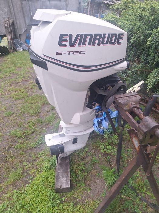 Evinrude e-tec 25 sprawny.