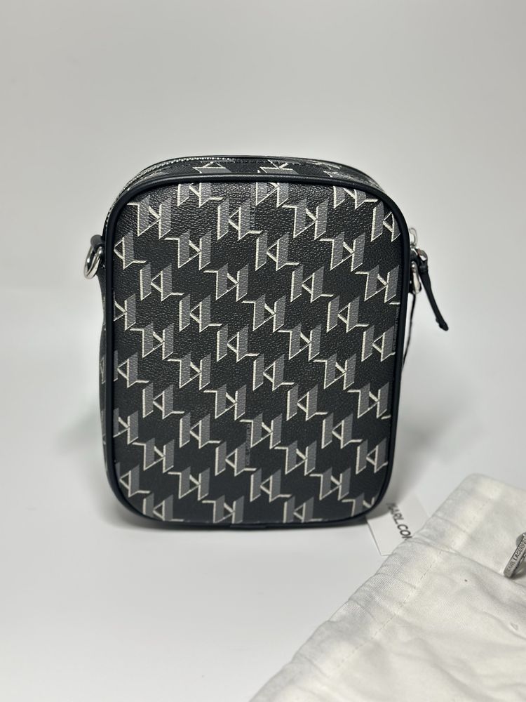 Сумка чоловіча Karl Lagerfeld 235M3011 оригінал!