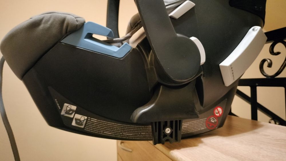 Nosidełko fotelik Cybex Aton 5 + adaptery do wózka