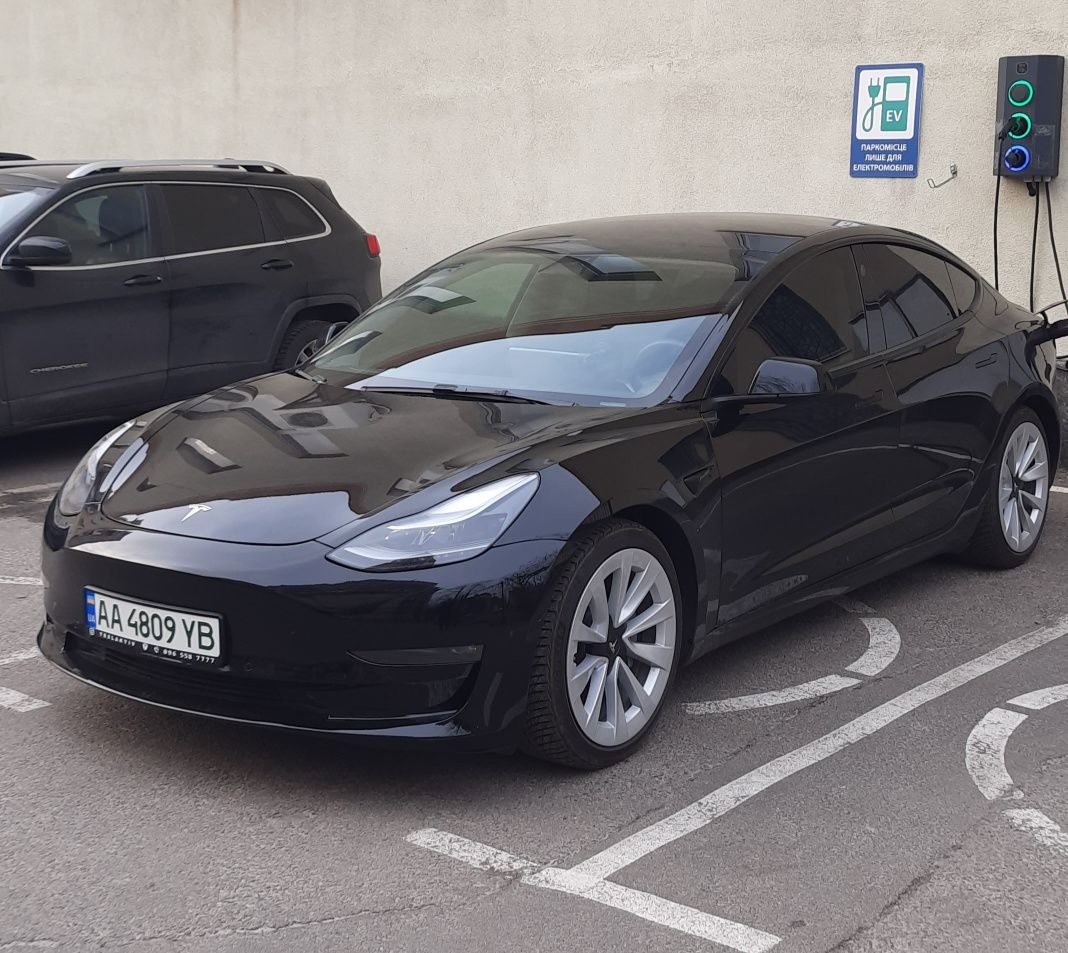 Продам Tesla Model 3 Long Range Dual Motor 2022 р.
Тепловий насос.