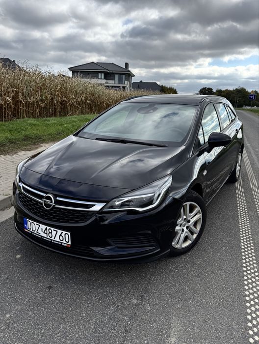 Opel Astra 1.6 CDTI ! Nowy rozrzad ! Bezwypadkowy ! Bogata ! Navi !