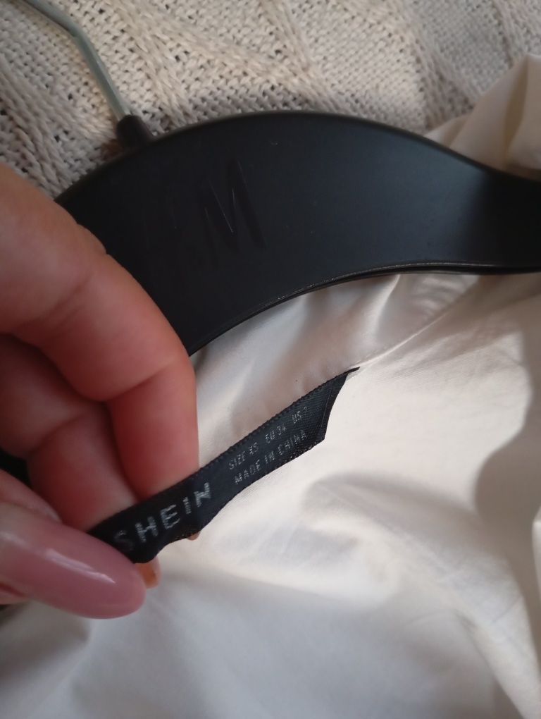 SHEIN XS-S gorsetowa bluzka biała z kołnierzykiem