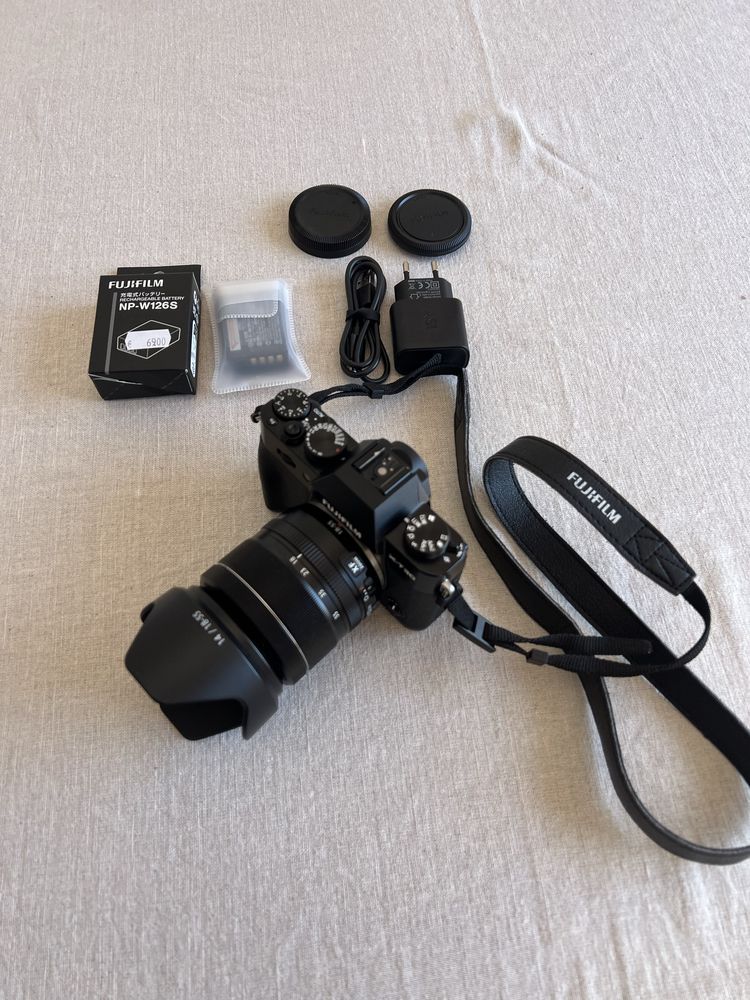 Camera FUJIFILM X-T30 II + XF18-55mm F2.8-4 R LM OIS Kit