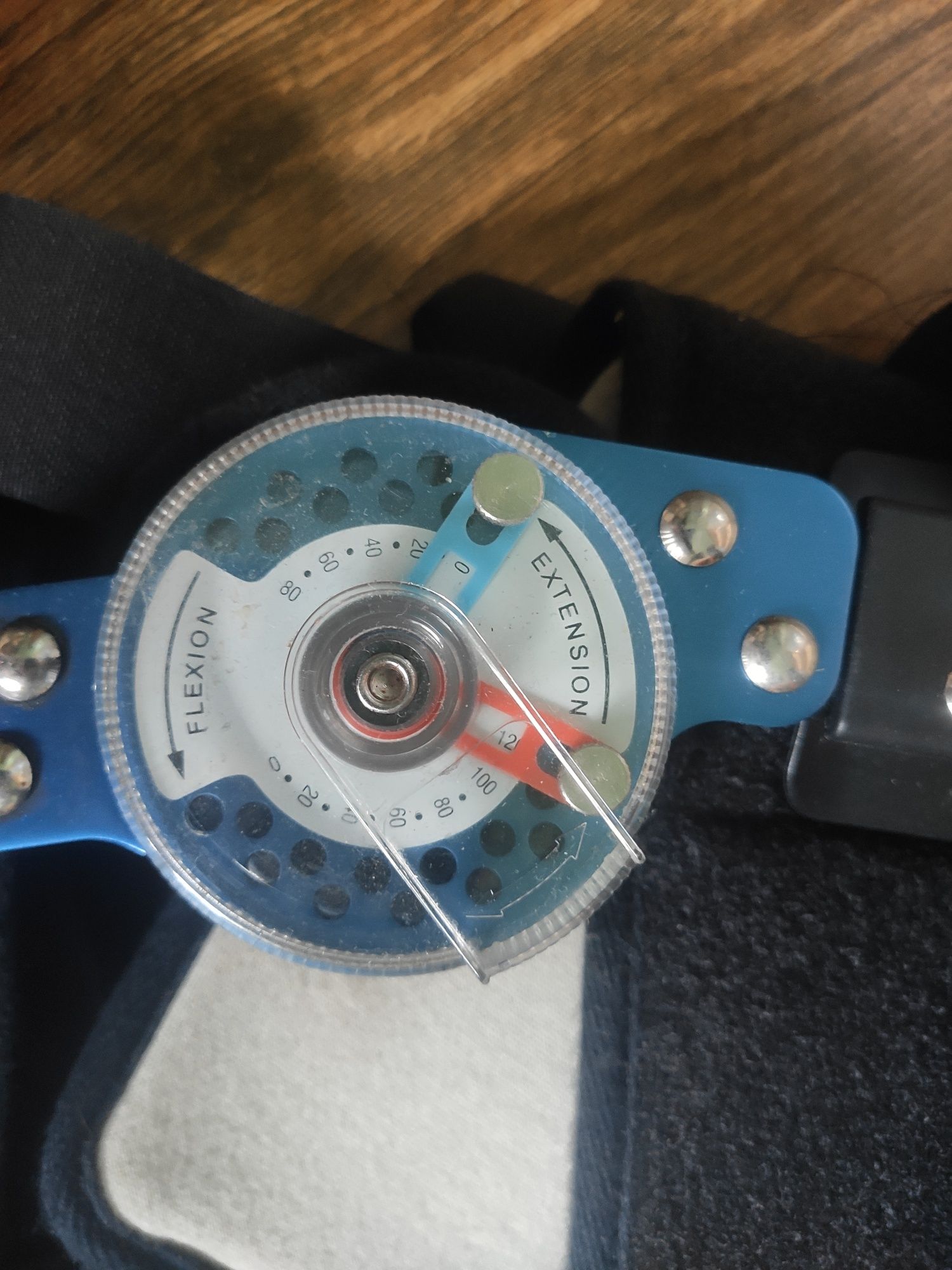 Orteza stawu kolanowego  SP- 2900 z zegarami