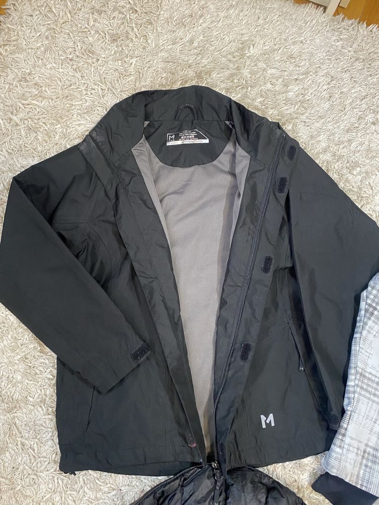 Легкая курточка/ветровка/ весення курточка на рост 152 см
