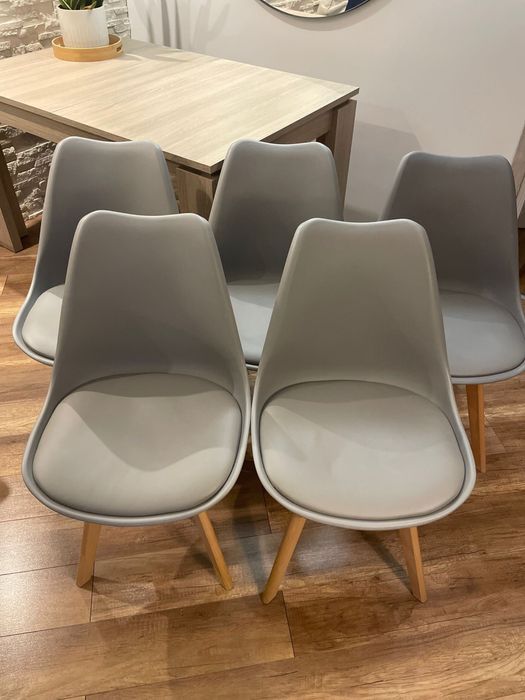 Krzesła w stylu Skandynawskim