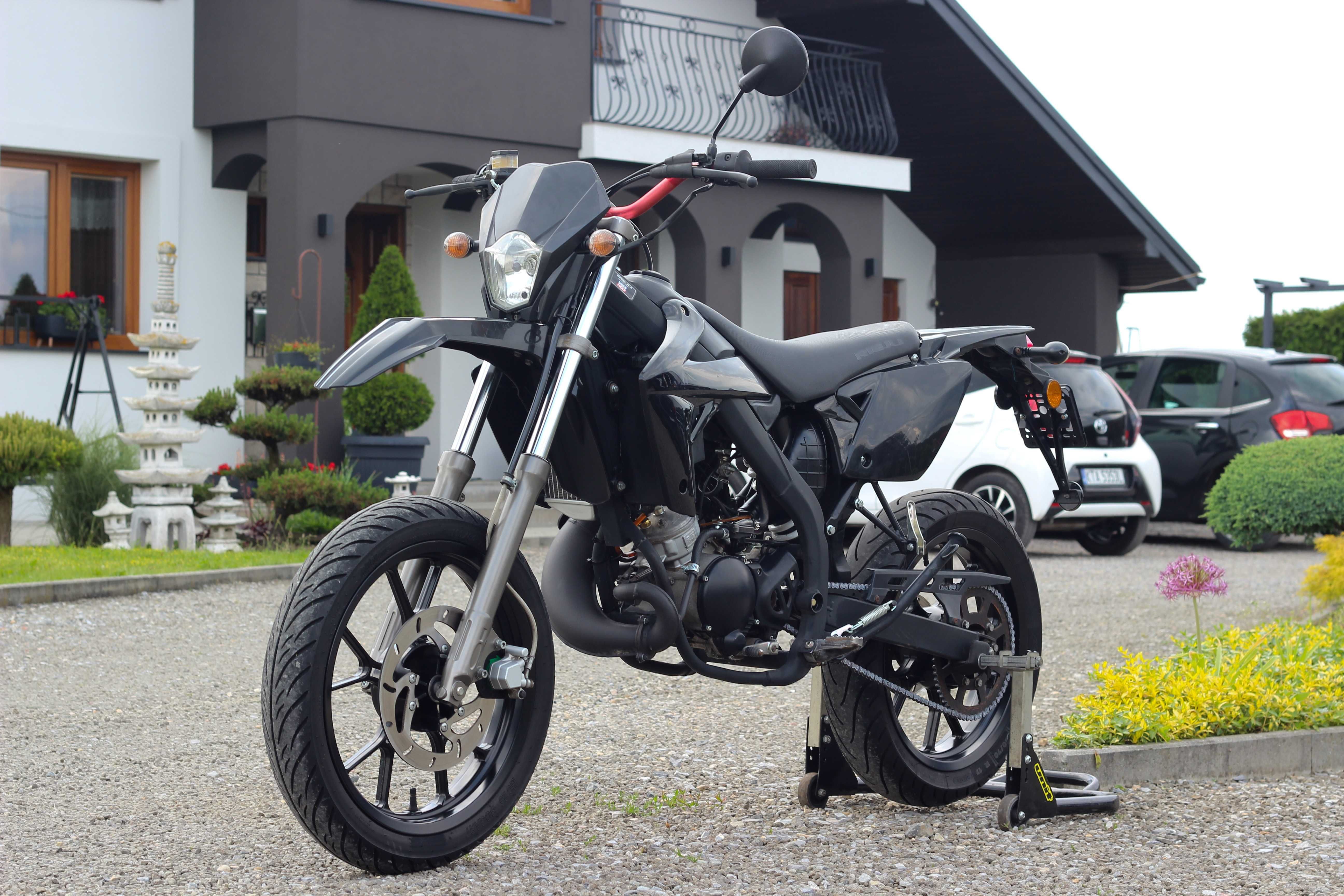 Rieju MRT 50 ! MRT50 ! 50ccm ! 2T ! 2019r ! Full Black ! 25 785 KM !