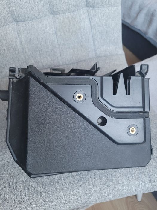 Obudowa modułu upc bezpiecznikow Renault Scenic II