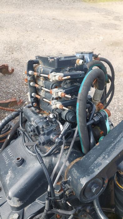 Rozdzielacz new holland case steyr