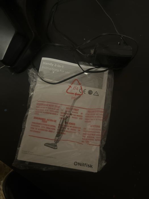 Aspirador de pé e mao