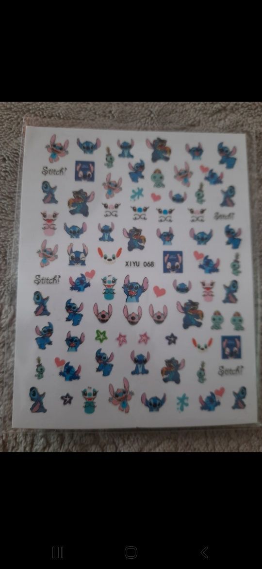 Naklejki na paznokcie stitch