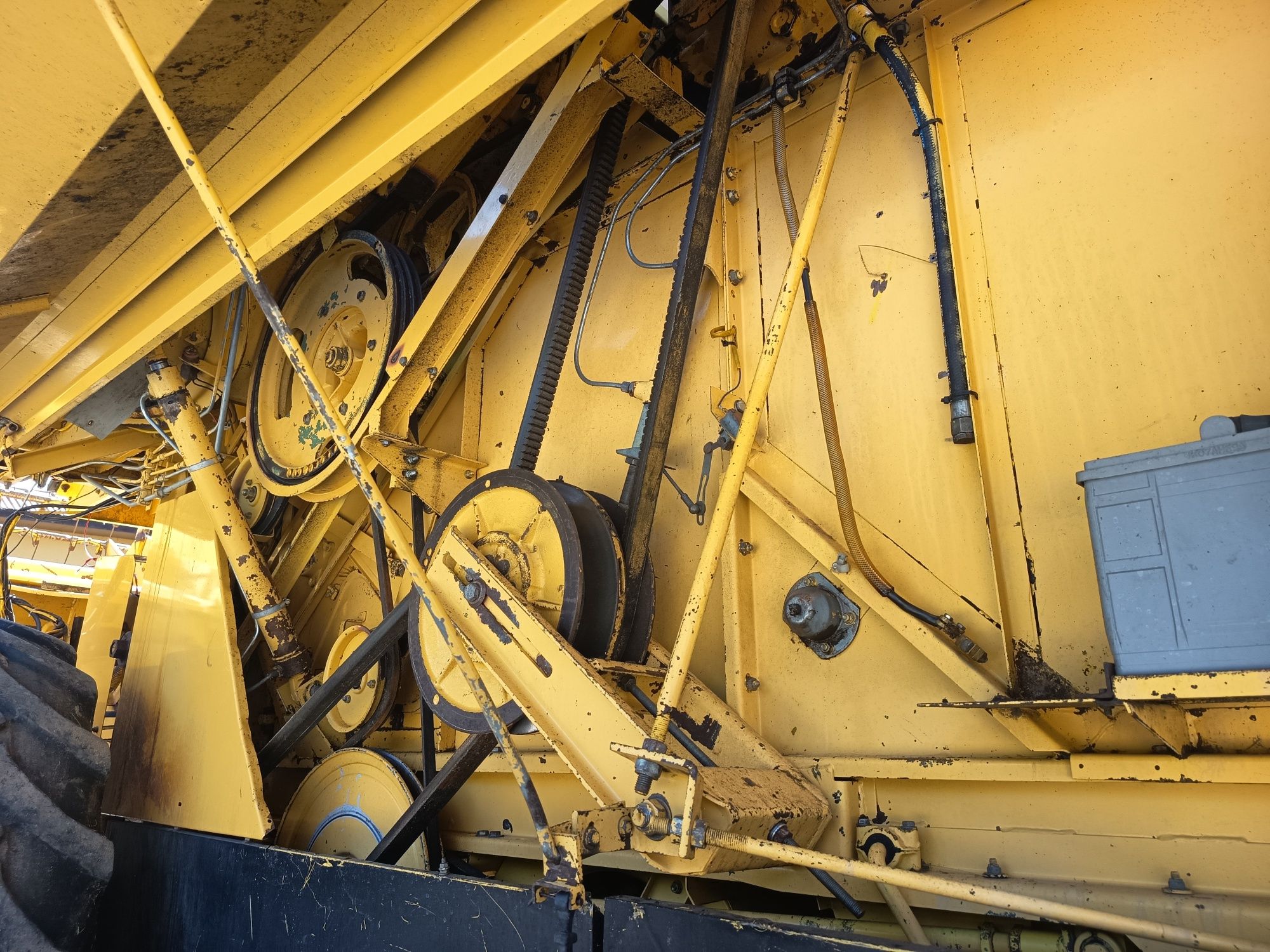 Kombajn New Holland 8030