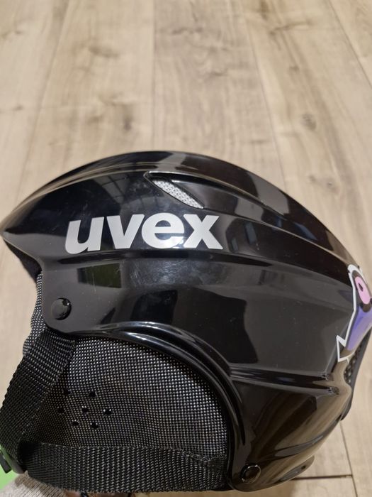 Kask narciarski UVEX