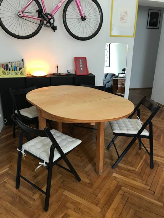 Okrągly stół rozkładany