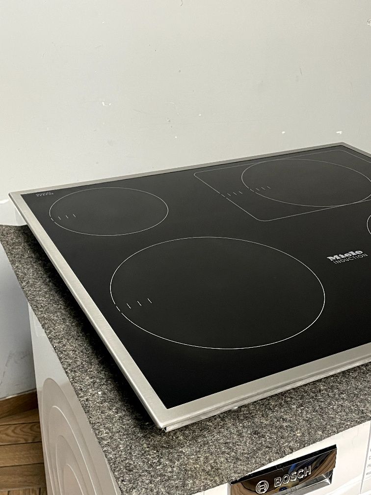Варильна Індукційна Поверхня Miele KM 6117 Стан Ідеал електрична