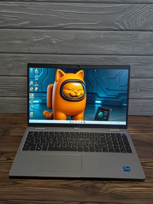Ноутбук Dell Latitude 5520 16/512 NFC як новий