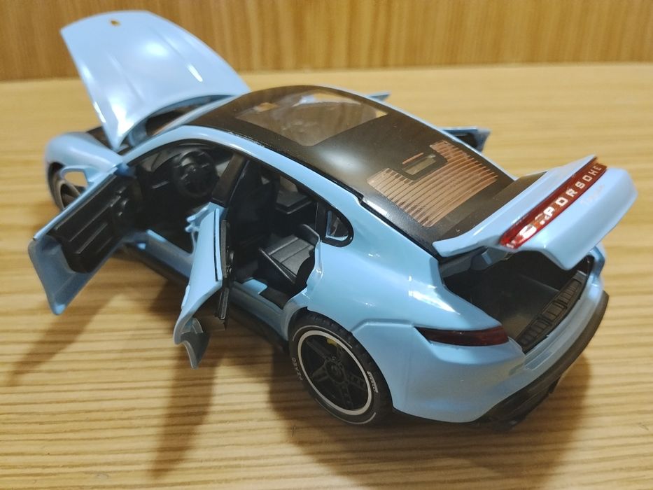 Модели Porsche Toycan 1:32 Автоэксперт Металл свет звук инерция Порш