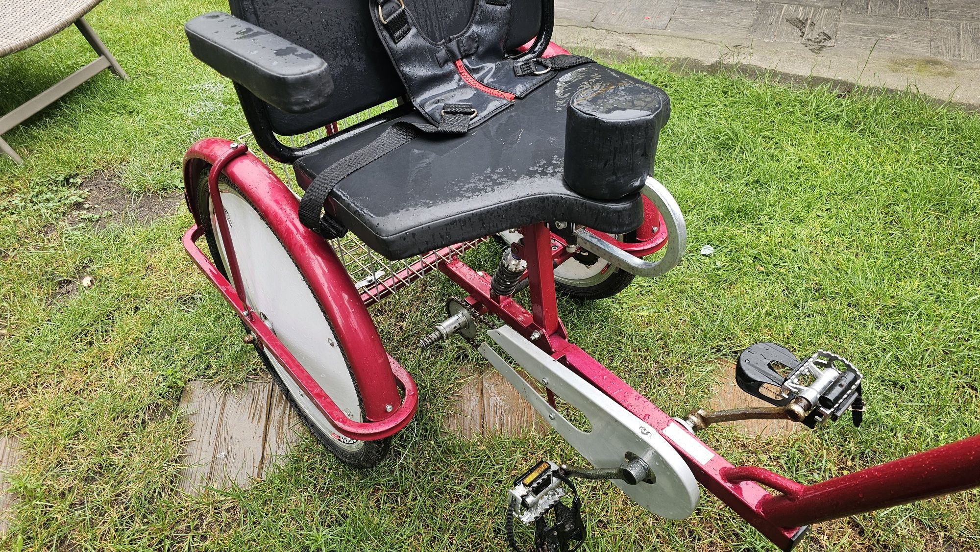 Rower trzykołowy dla niepełnosprawnych
