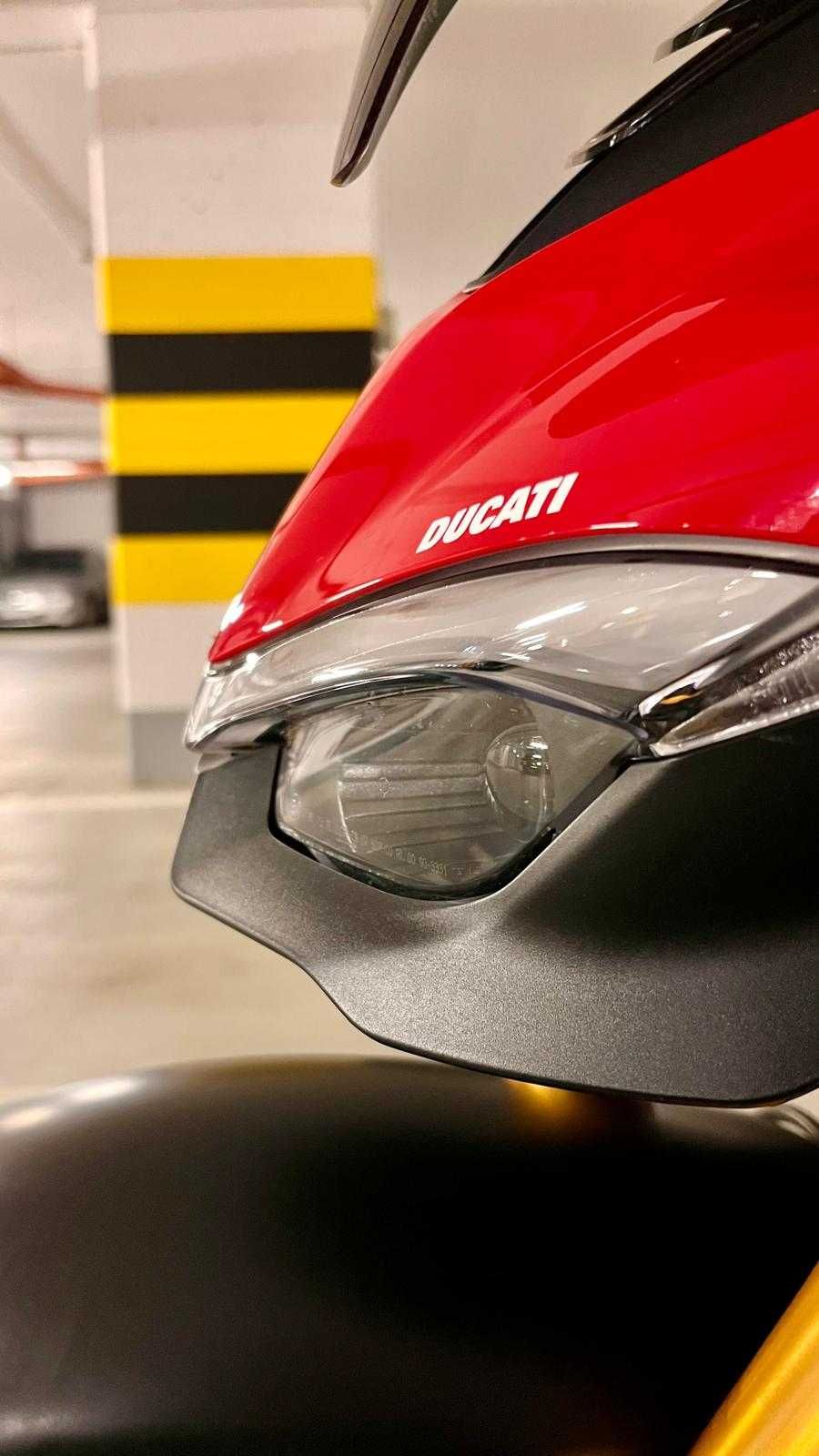 Ducati Streetfighter V4S , Salon PL