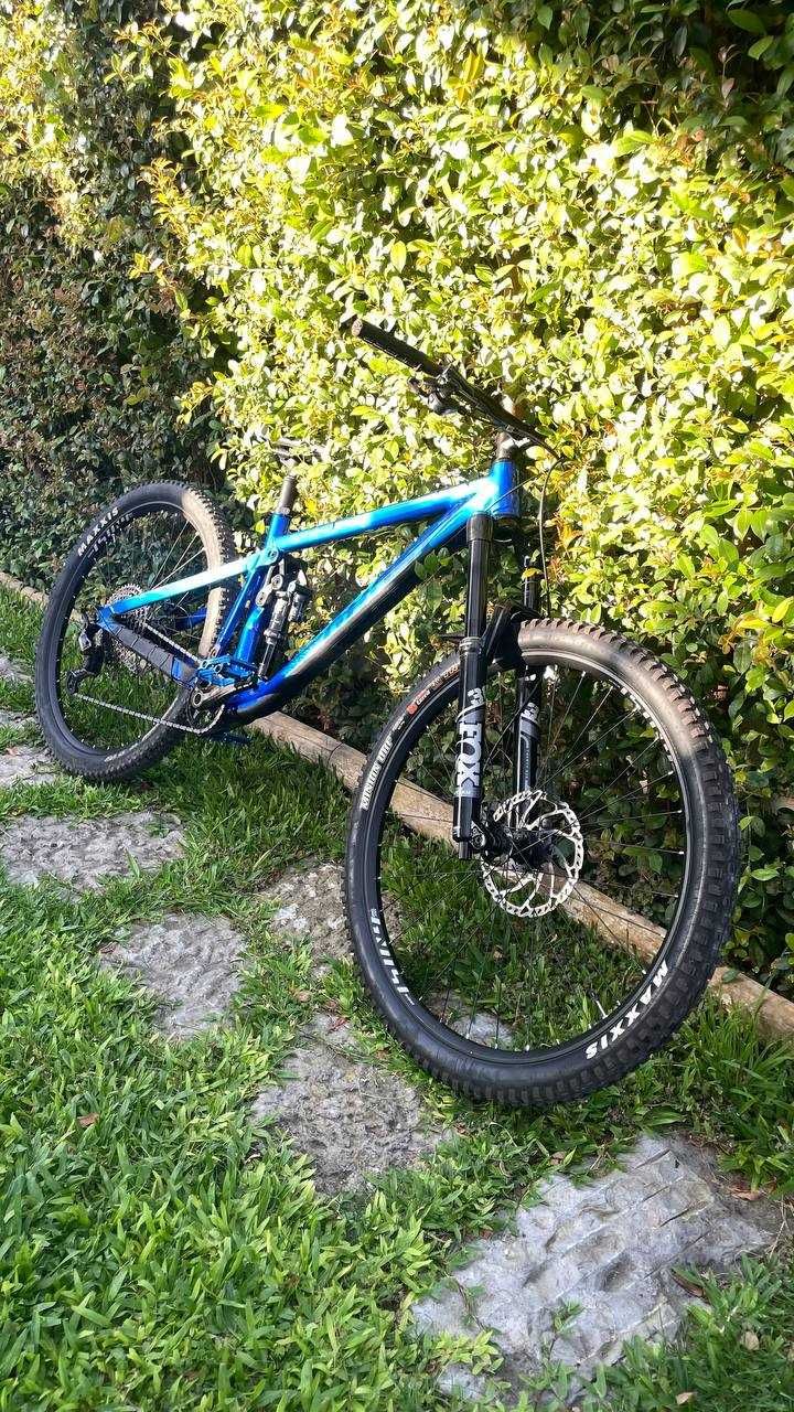 Bicicleta de Enduro, Ghost Riot AM 29 2022