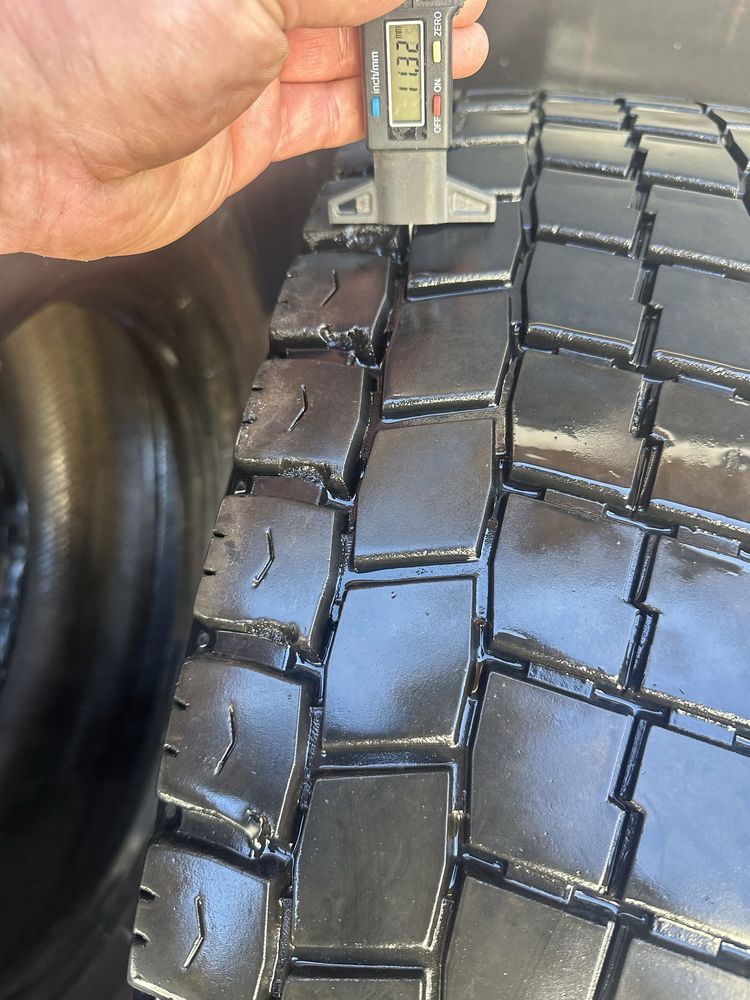 Шина 295/60 R22.5 LongMarch LM 329