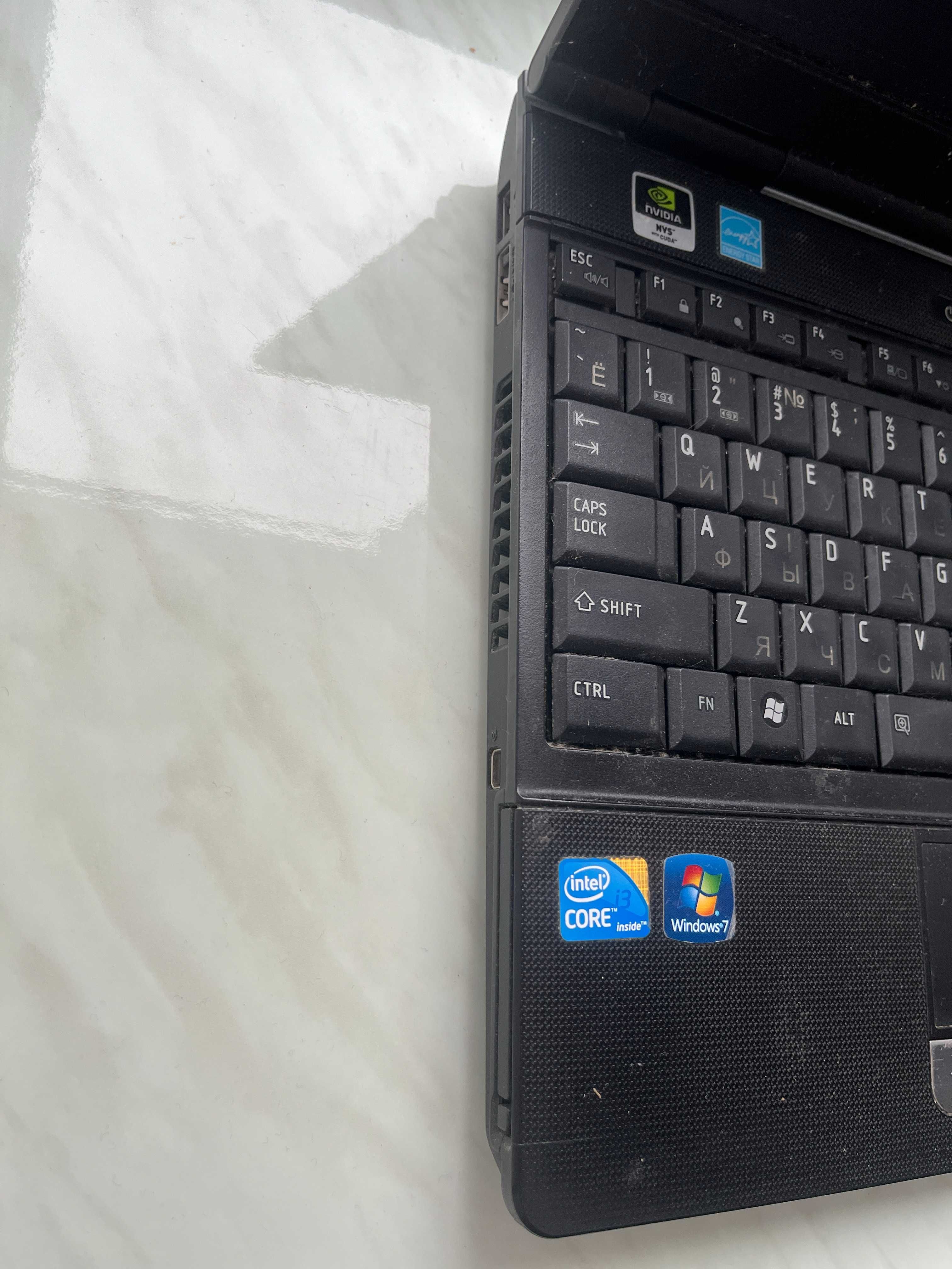 Toshiba tecra a11 на i3 і з відеокартую