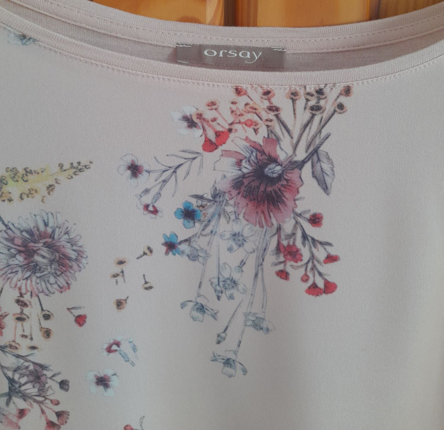 Śliczna bluzka marki Orsay